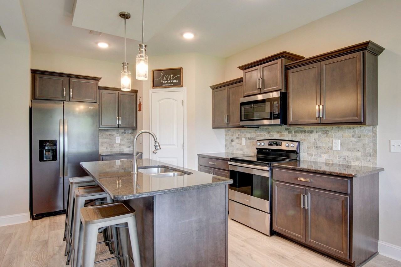 1107 Eagles View Dr - Photo 6 of 14