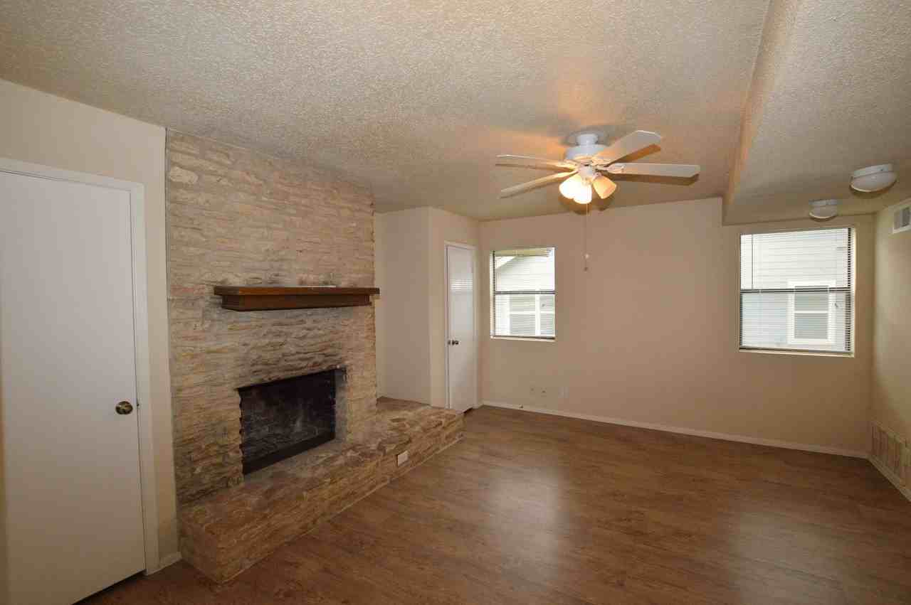 9023 Sawtooth Lane - Photo 2 of 10