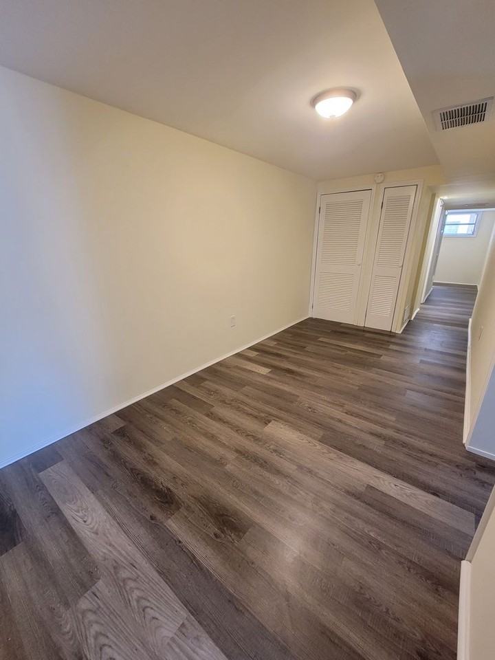 LIBERTY 301 - Photo 7 of 30