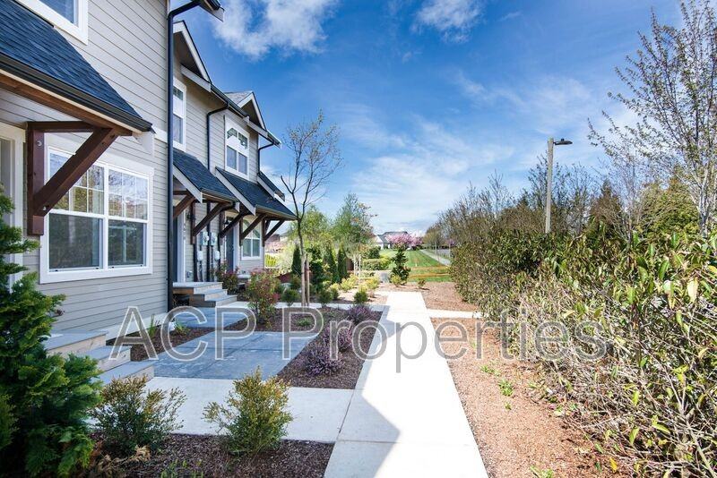 4616 Tremont Ave - Photo 3 of 16