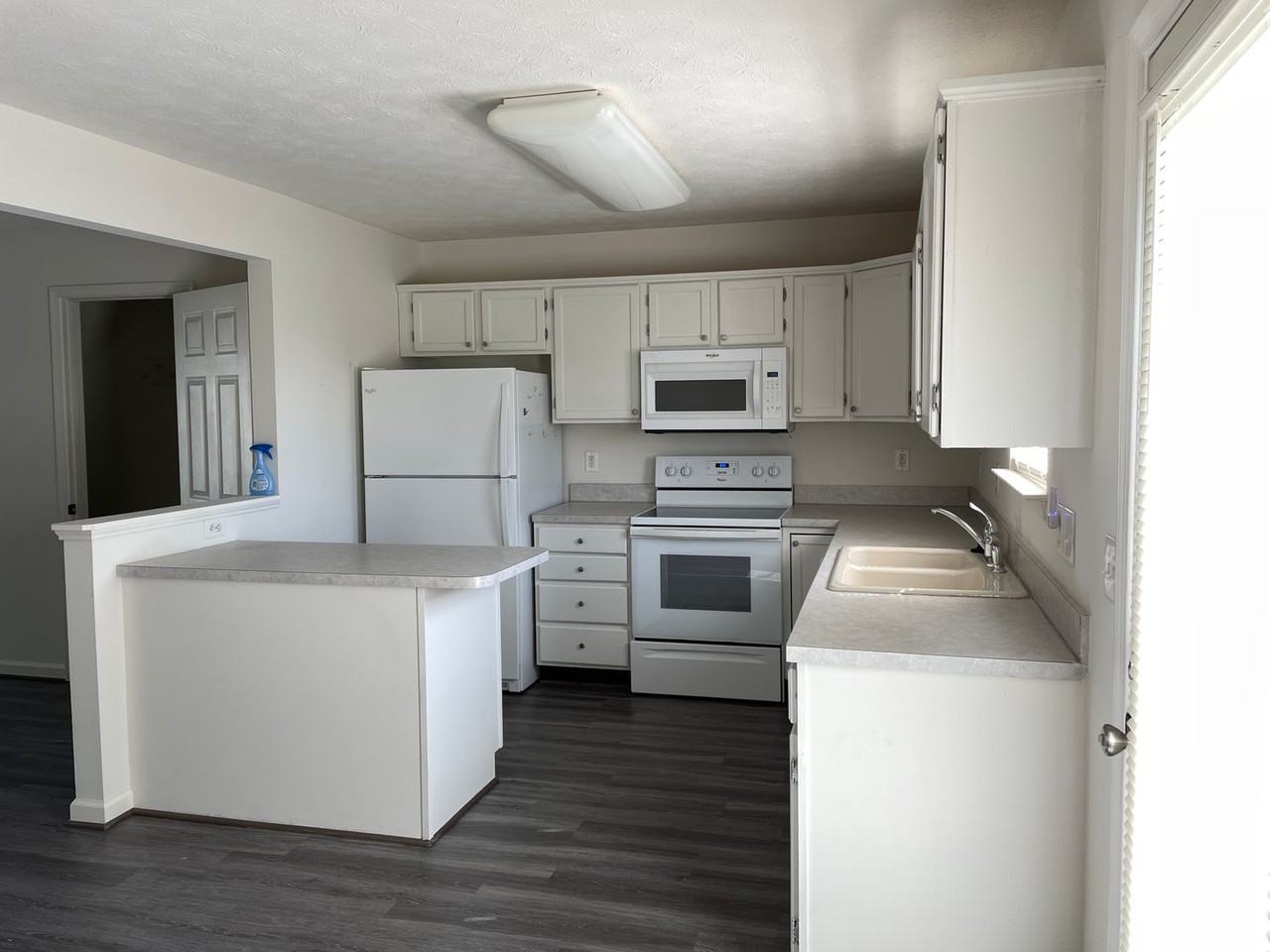 130 Coolfont Ln - Photo 2 of 11