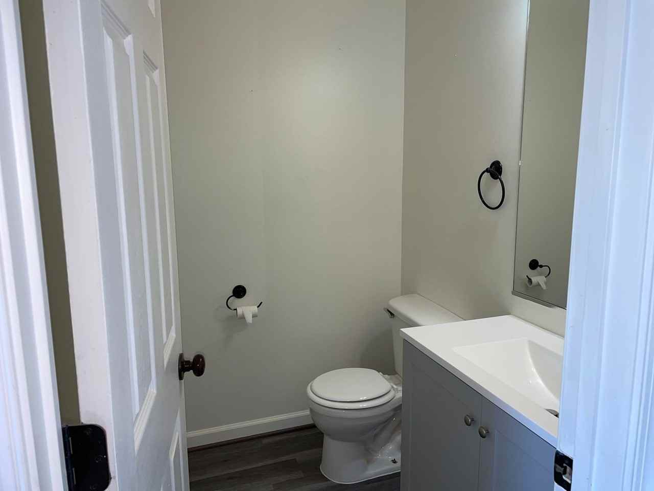 130 Coolfont Ln - Photo 3 of 11