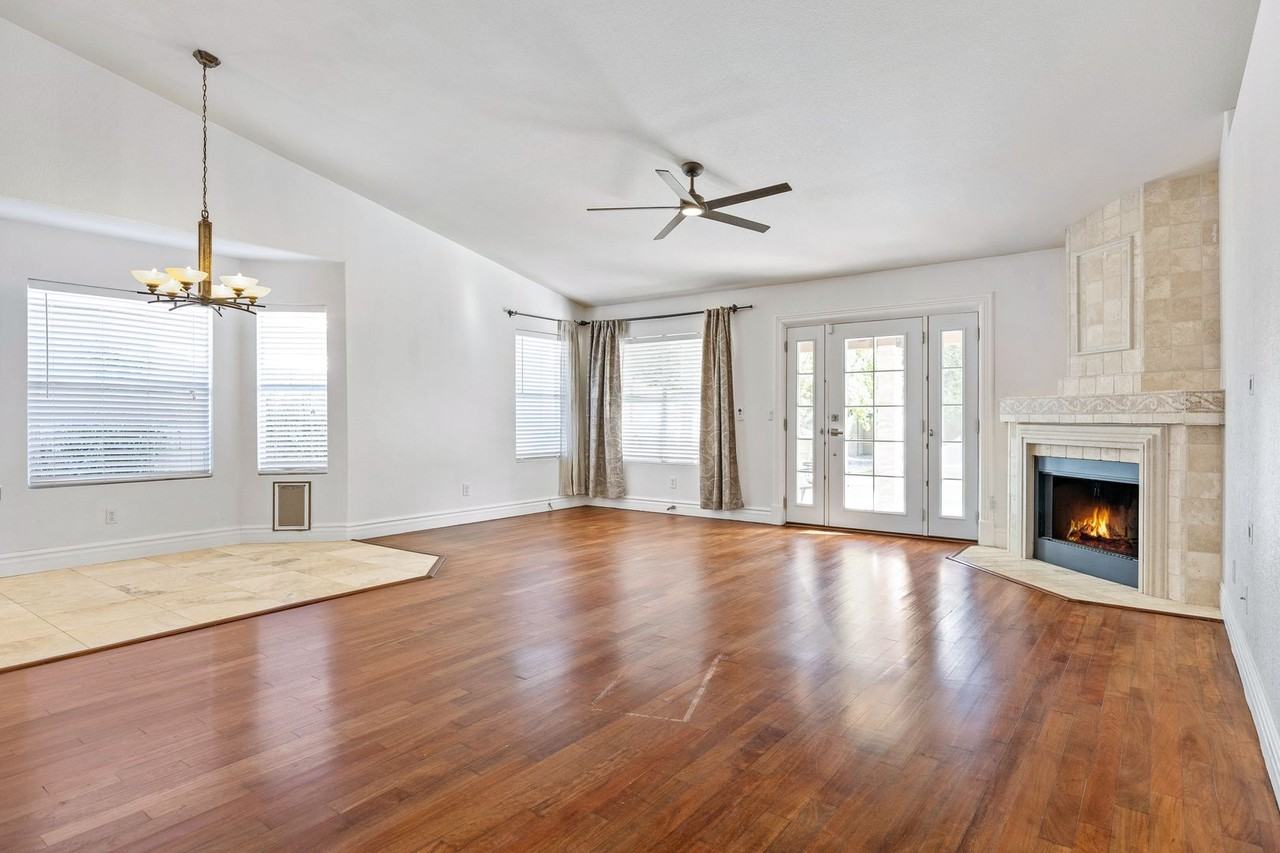 17241 N 46th St - Photo 5 of 41