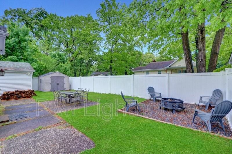 1 Thornton St - Photo 3 of 19