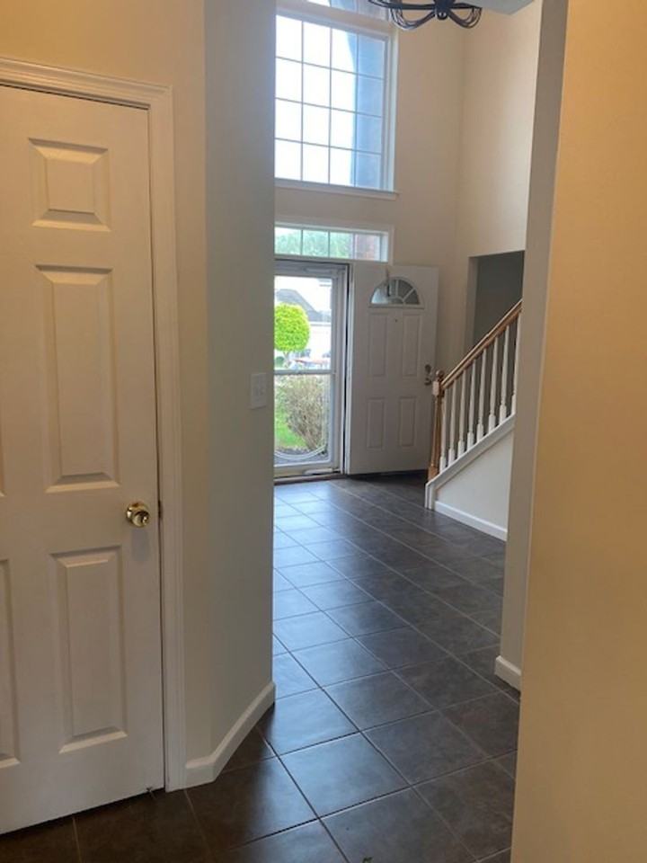 15 Calais Dr - Photo 3 of 28