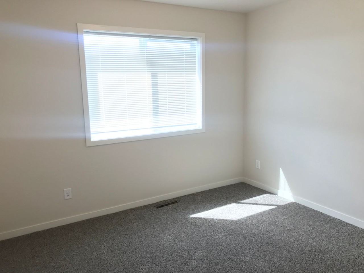 7359 18th St S - Photo 7 of 15