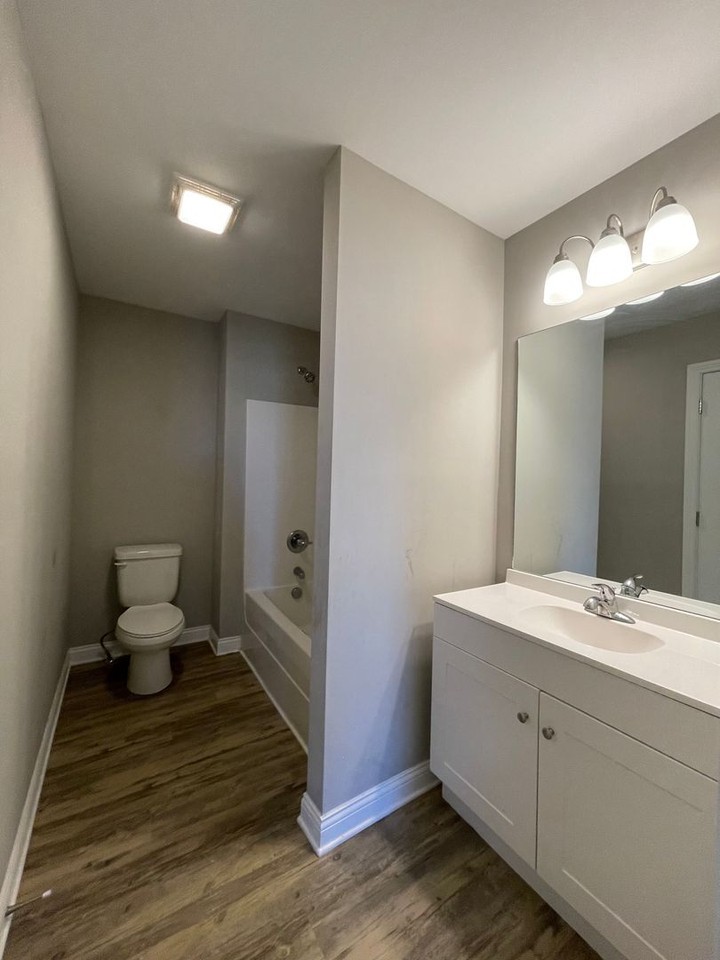 265 Prescott Ln - Photo 3 of 12