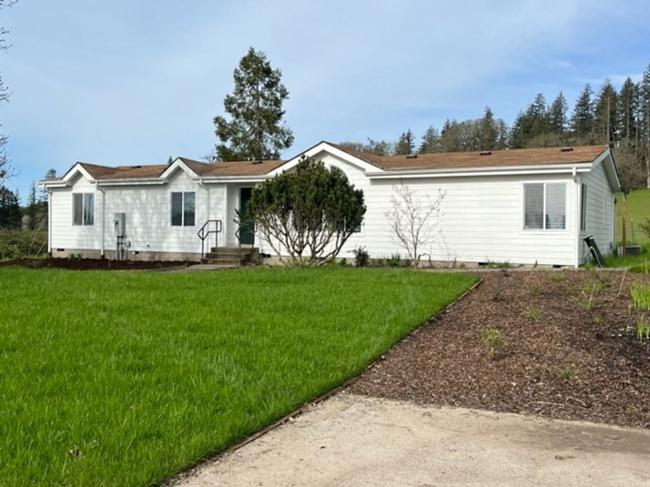7511 Ne Oak Springs Farm Rd - Photo 2 of 24
