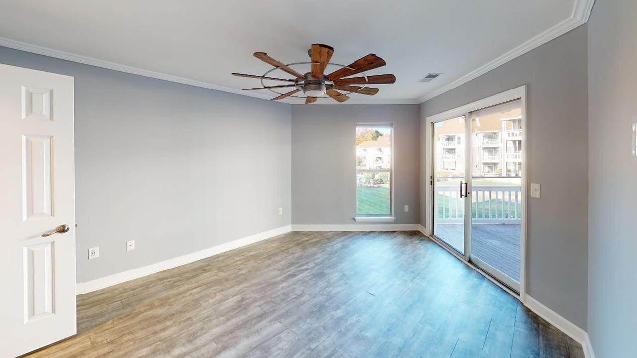 1105 Torrence Cir - Photo 6 of 49