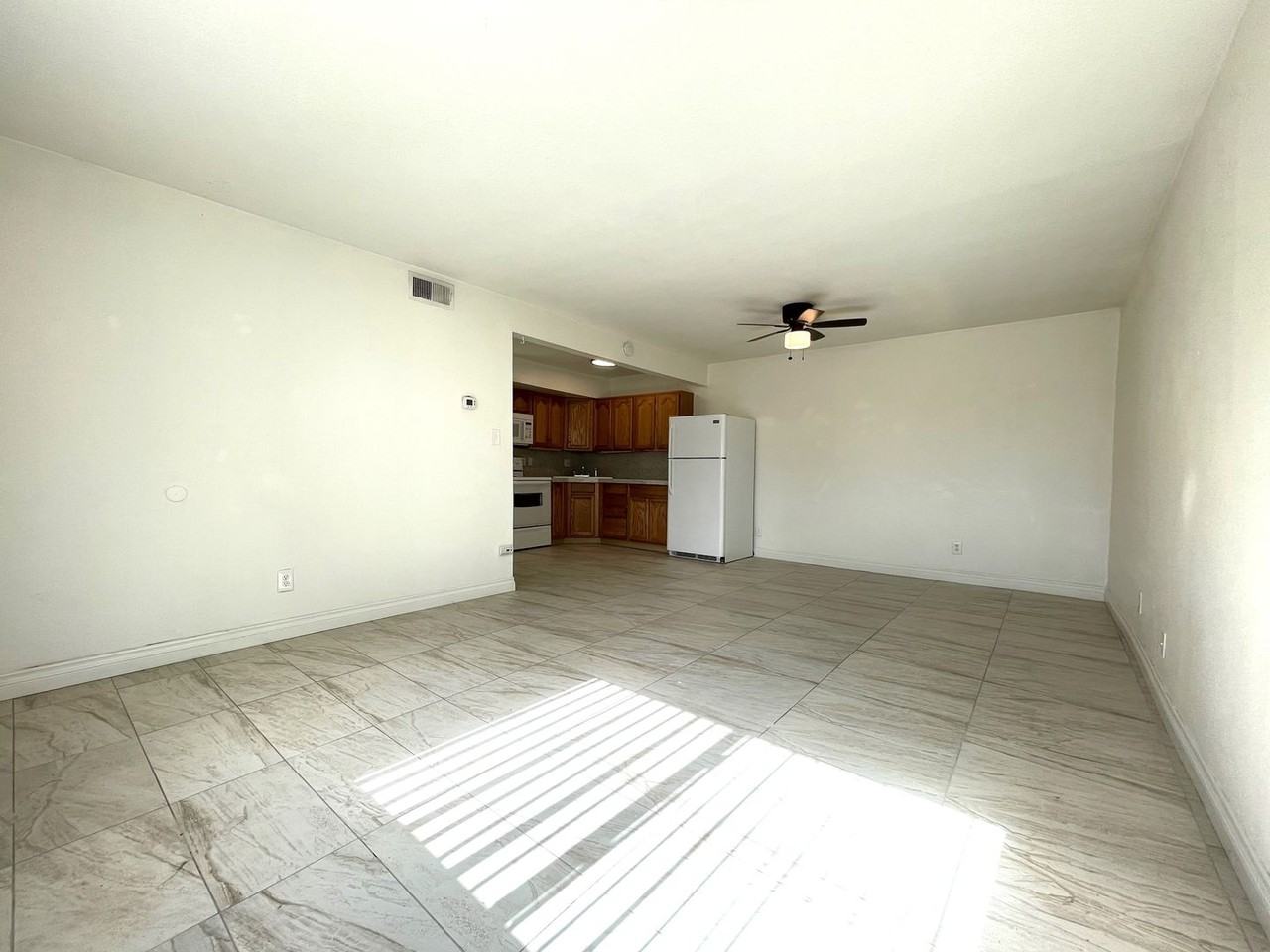 51080 51080 Avenida Mendoza - 02 #02 - Photo 5 of 13