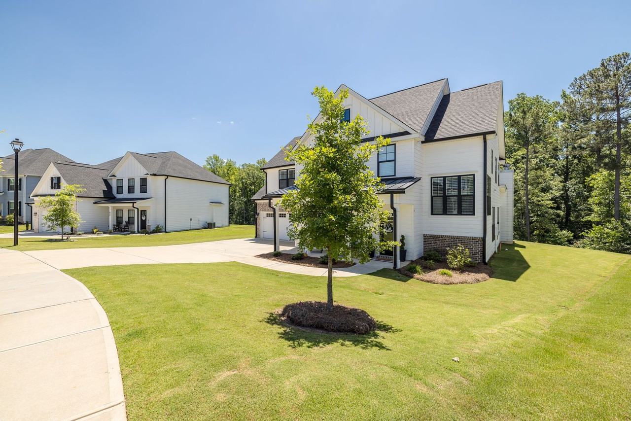 821 Lost Grove Trl - Photo 2 of 50