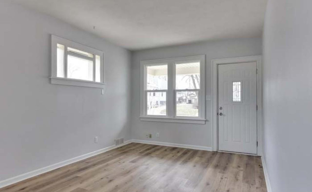 4166 Hillsdale Ave - Photo 3 of 31