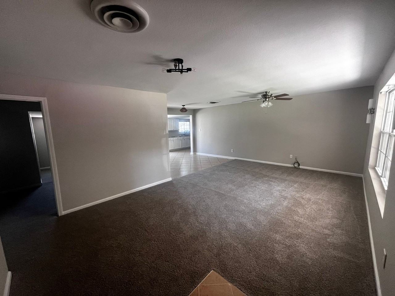 400 South Grant Street - Photo 3 of 27