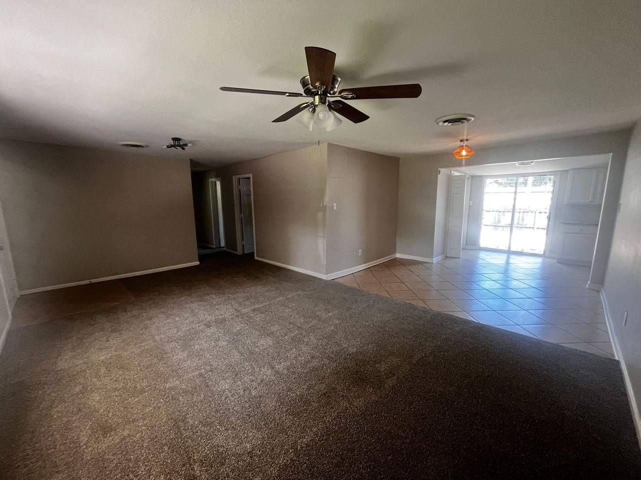 400 South Grant Street - Photo 4 of 27