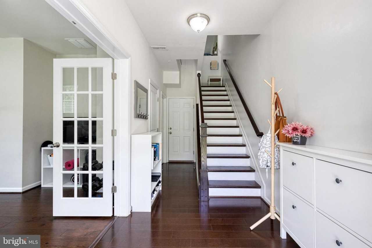 2327 Marion Rd - Photo 2 of 30