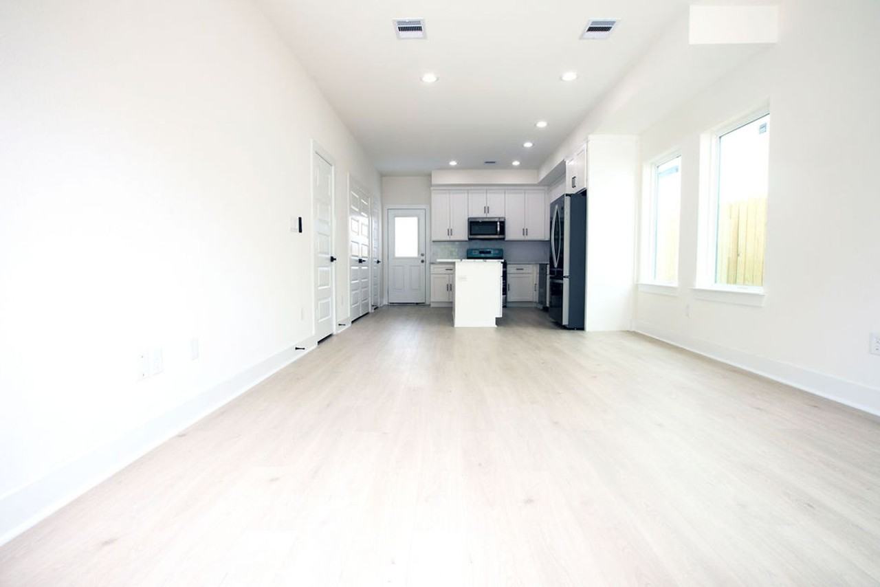 4137 Mallow Street - Photo 7 of 16