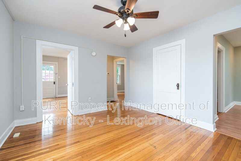 720 Main St - Photo 5 of 22