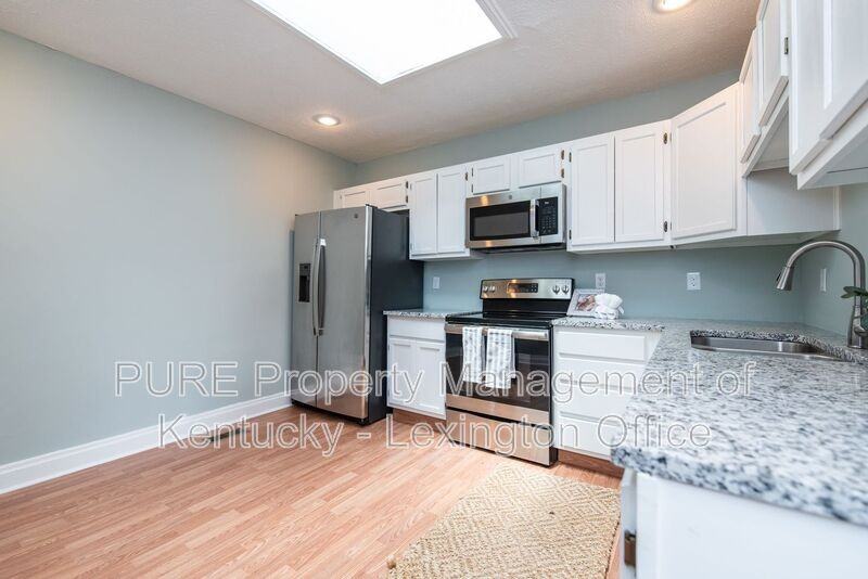 720 Main St - Photo 7 of 22