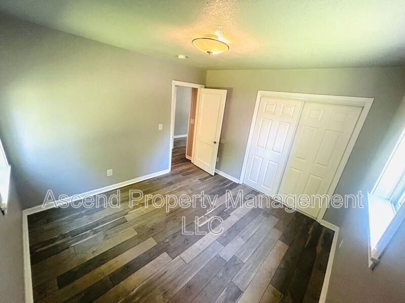 217 Sequoia Dr #A - Photo 4 of 7