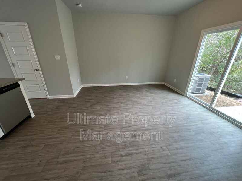 120 Buckhorn Ave - Photo 5 of 10