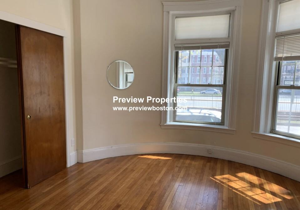 Commonwealth Ave #105P - Photo 2 of 6