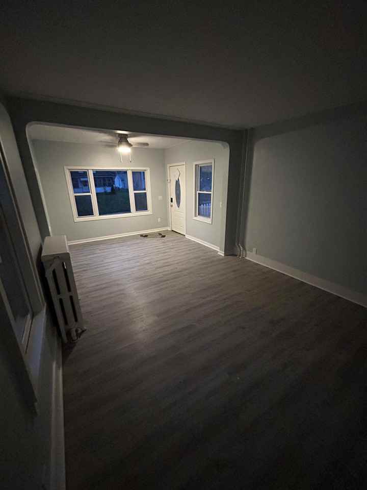 1076 Minnehaha Ave E #0 - Photo 5 of 9