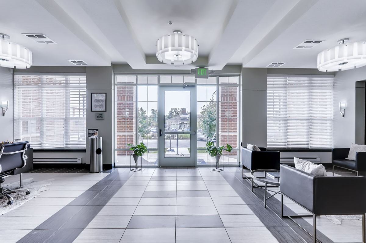 Centre Court - Photo 5 of 38