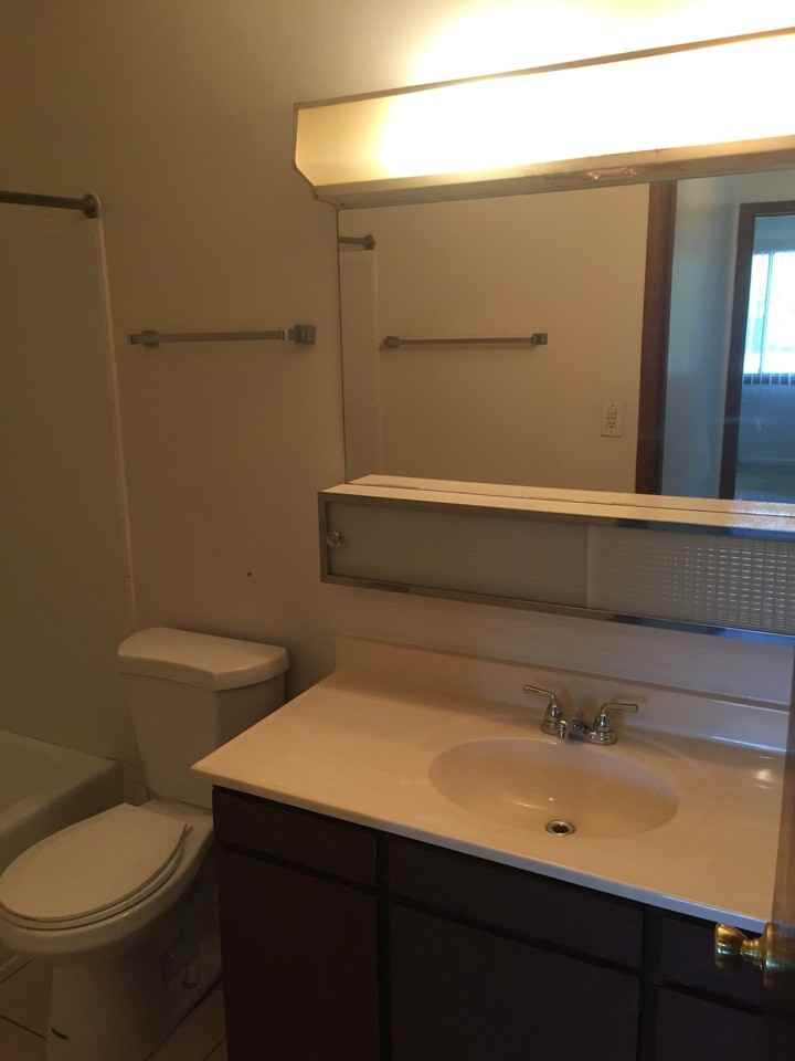 NORTH AVE. -1740 - Photo 3 of 14