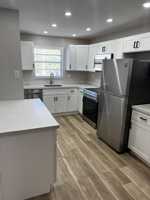 featured image of 320 Se 11th Ave