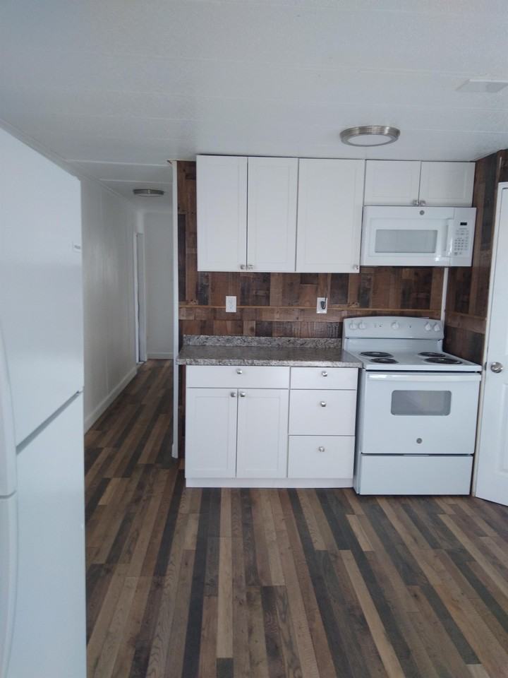 Ponderosa Lane MHC - Photo 3 of 20