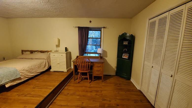 251 Spinnaker Ln - Photo 3 of 7