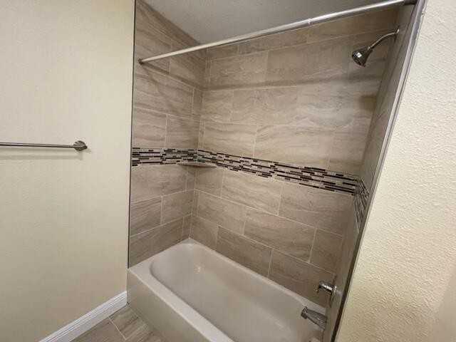 2172 Paloma Street - Photo 6 of 11