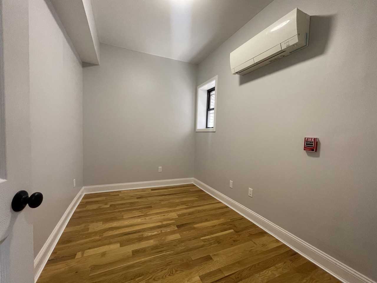 51-53 Broadway - Photo 4 of 11