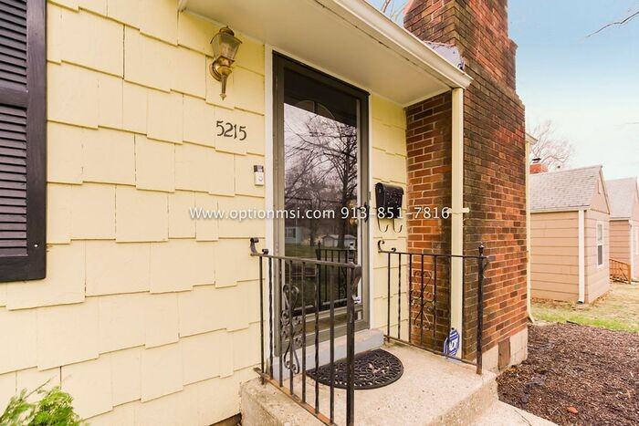 5215 Juniper Dr - Photo 3 of 30
