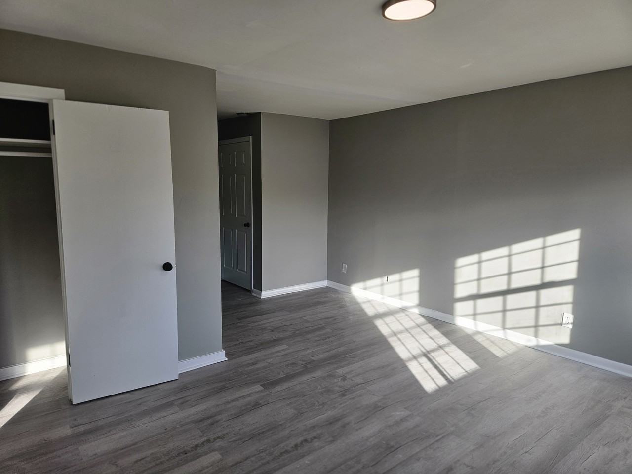 157 Old Shaw Rd #4 - Photo 5 of 7