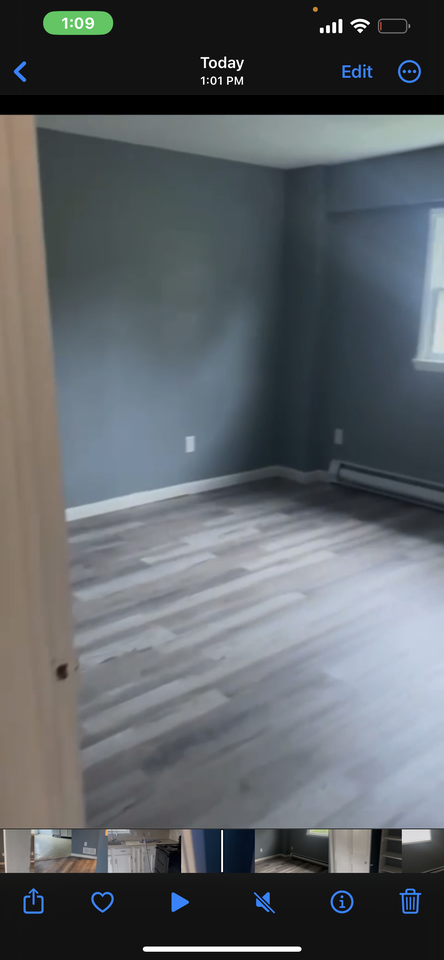 1085 Hanover Ct #NA - Photo 3 of 10
