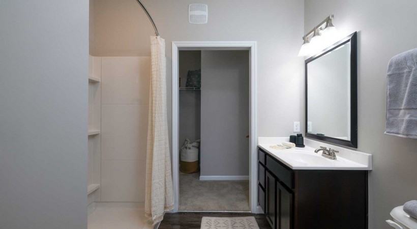 2199 Rushmore Lane - Photo 5 of 15