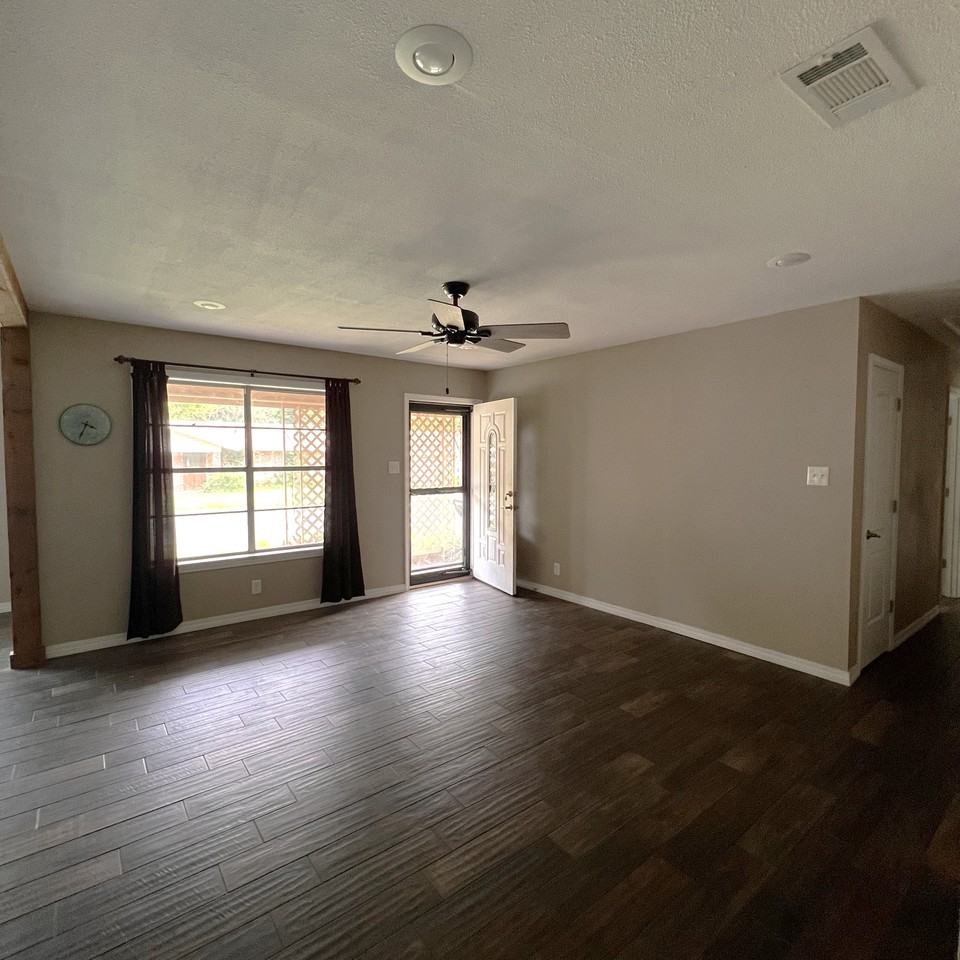 104 Francis St #NA - Photo 3 of 14