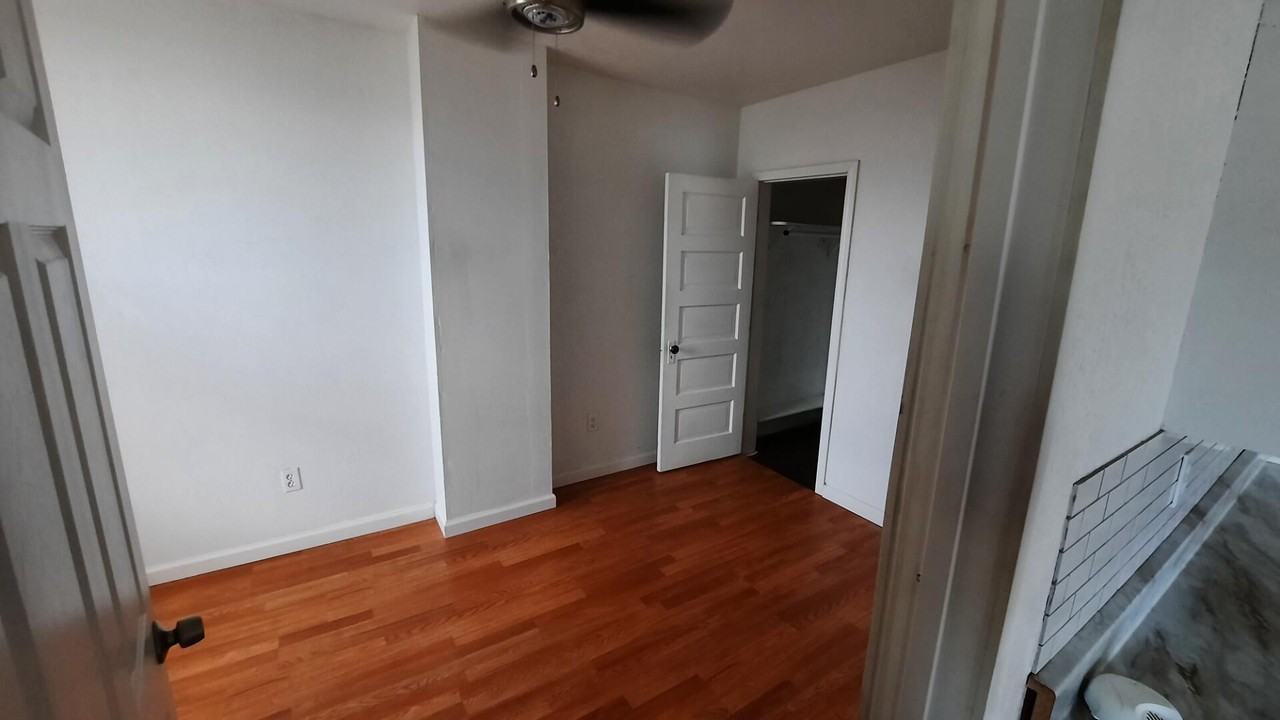 W Quartz St #416 - Photo 6 of 17