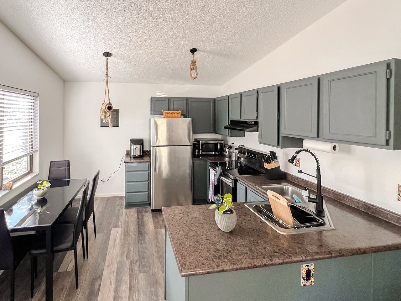 3324 W Kiowa St #A - Photo 2 of 15