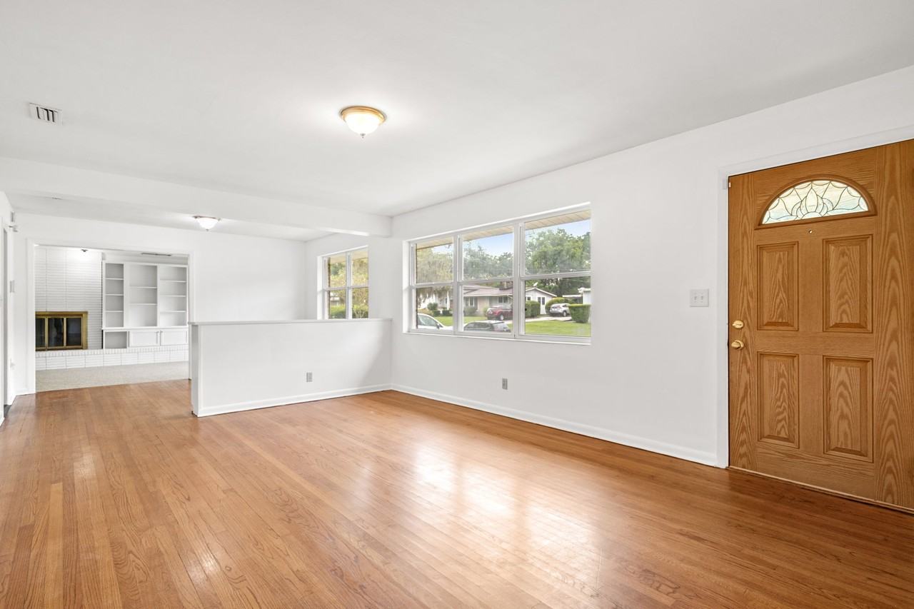 5518 Floral Ave #NA - Photo 2 of 19