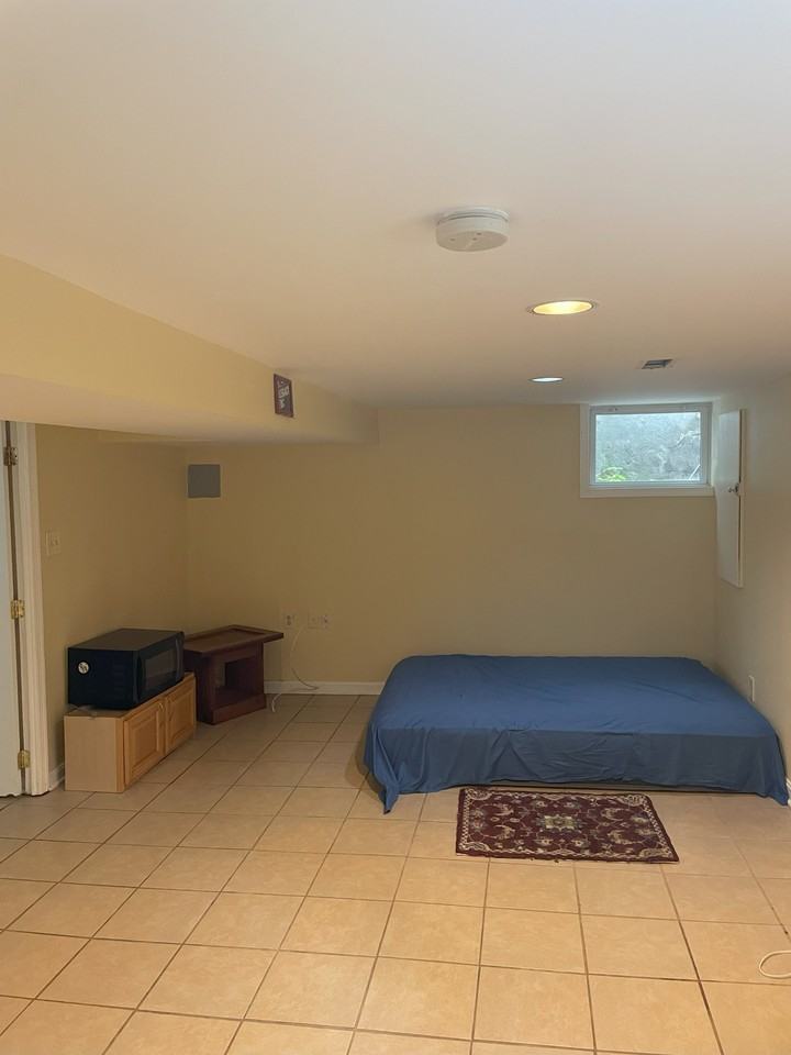 100 S Roosevelt St #BS - Photo 2 of 10