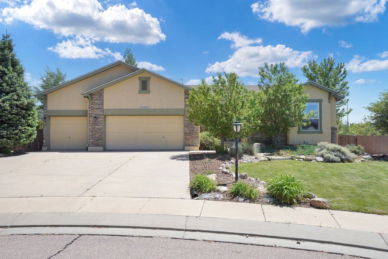 10261 Meadow Mist Ct #NA - Photo 2 of 25