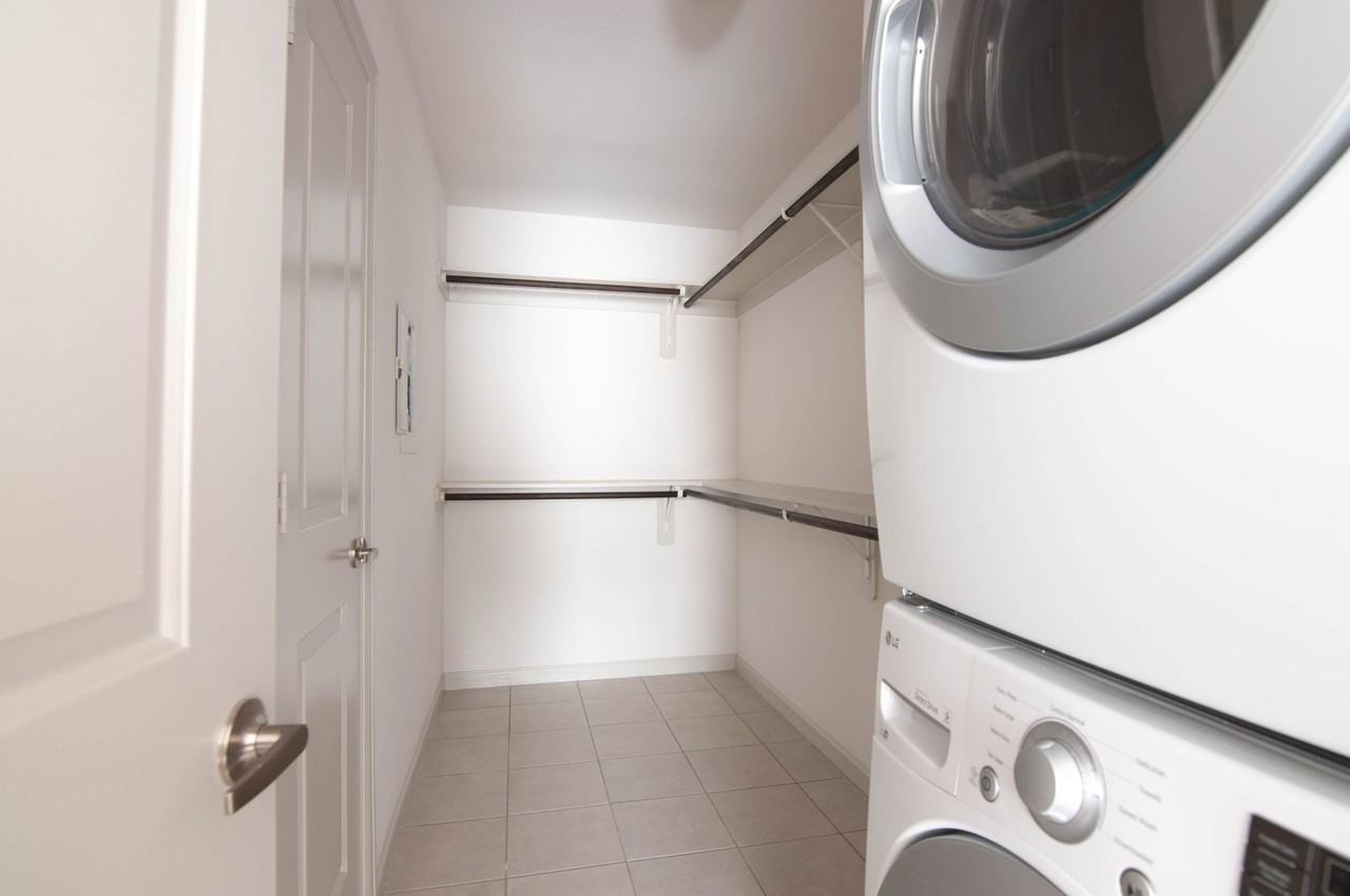 Mosaic Apartments - Photo 5 of 29