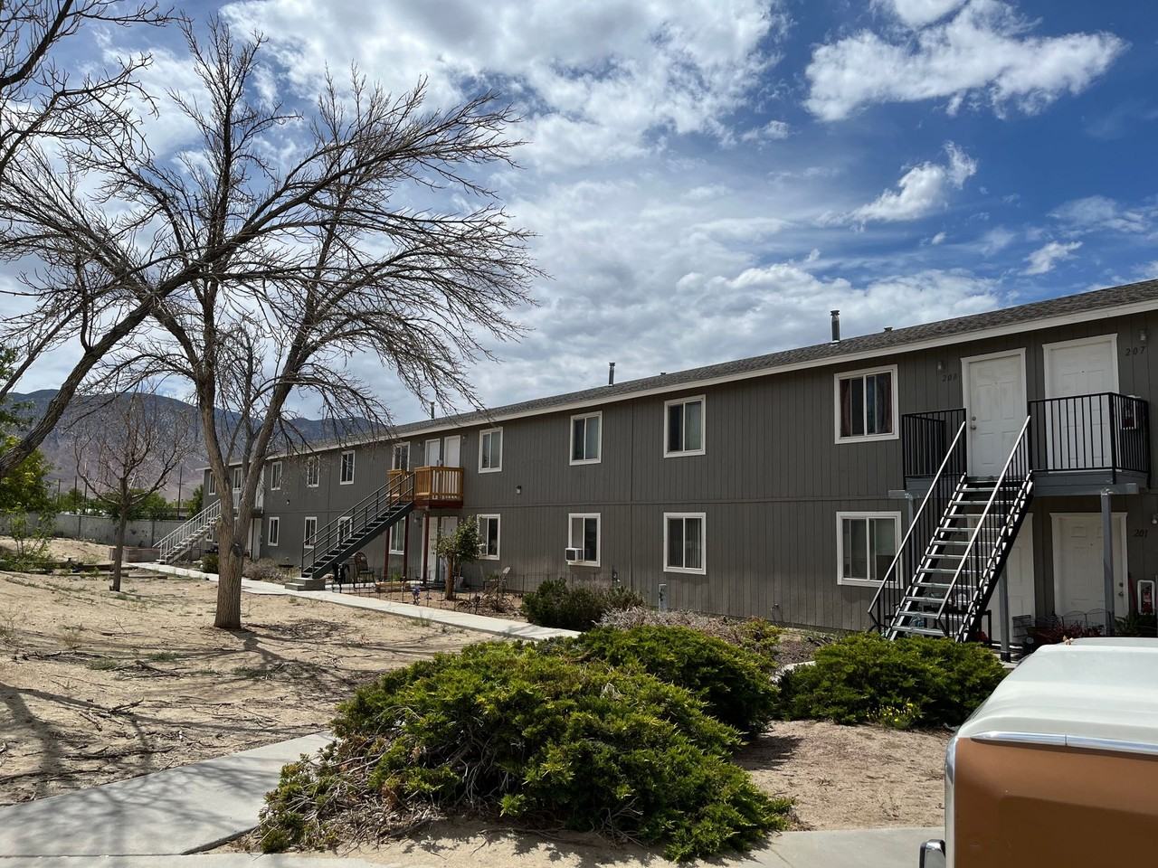 510 E 1 st St - Photo 3 of 15