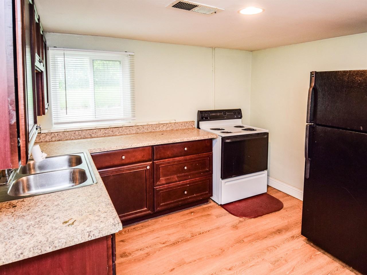328 W 500 N #2 - Photo 4 of 13