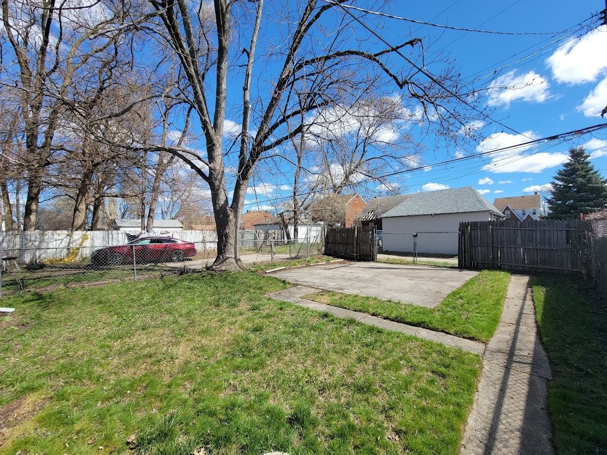 16514 Mark Twain St #1 - Photo 5 of 11