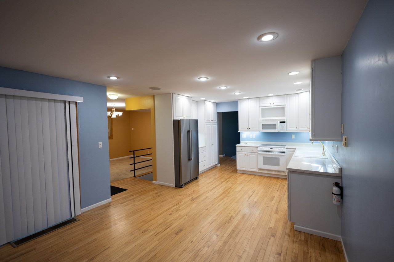1211 Joliet Rd #1 - Photo 2 of 16