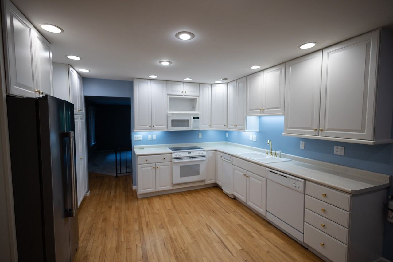 1211 Joliet Rd #1 - Photo 3 of 16