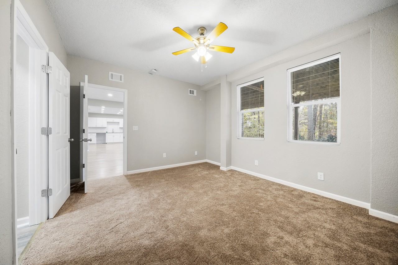 225 Wren Rd - Photo 6 of 39